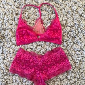 Victoria’s Secret set